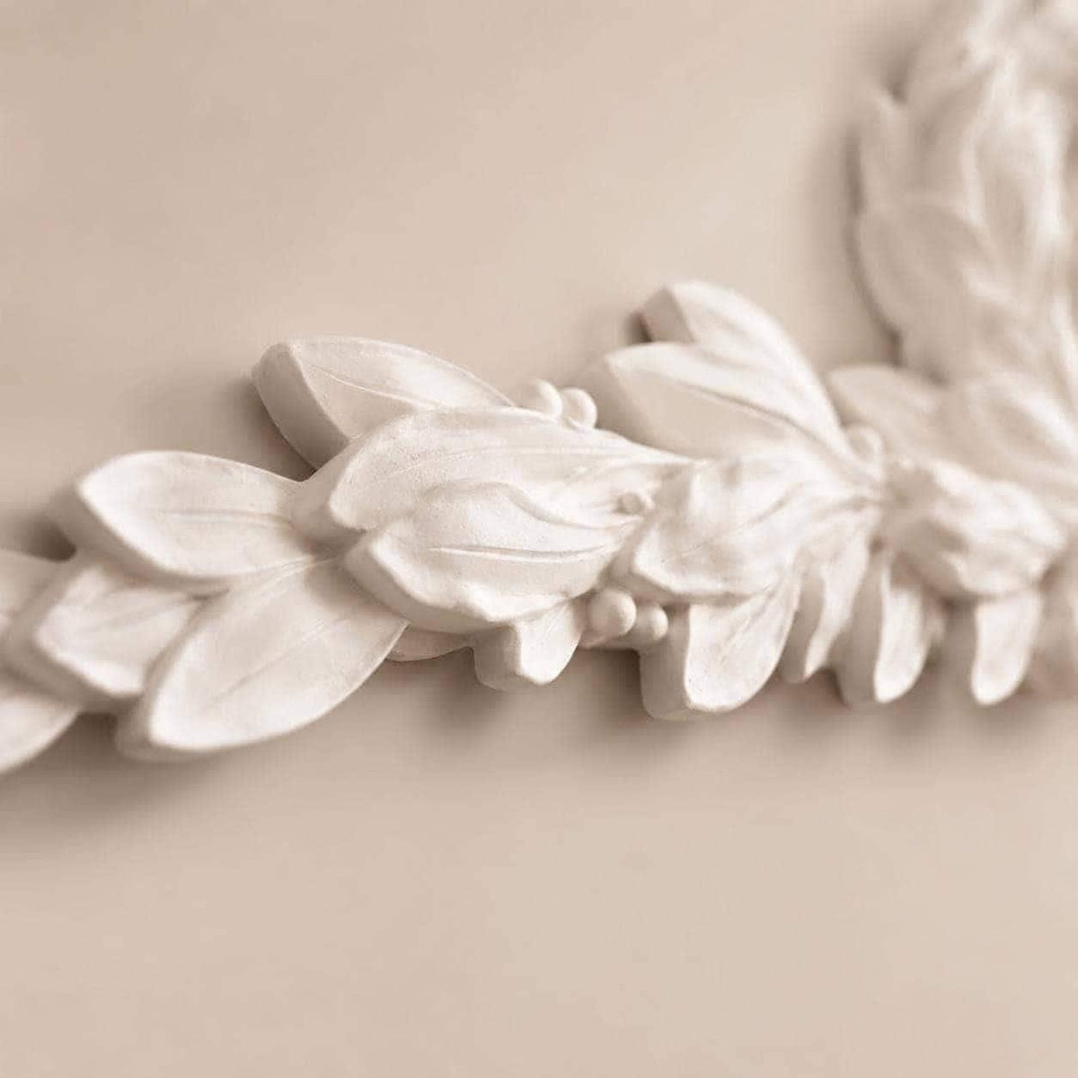 Laureate Overdoor Pediment