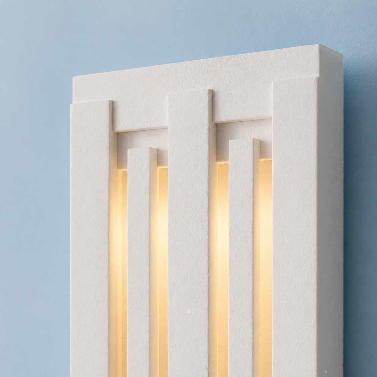 Nero Slim Wall Light