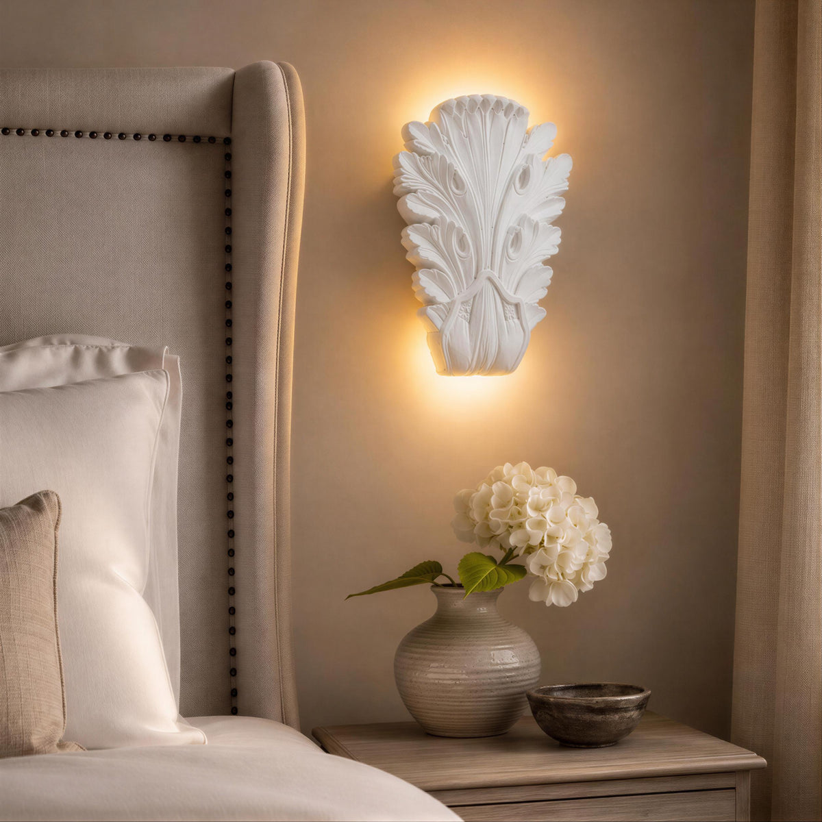 Laurel Wall Light