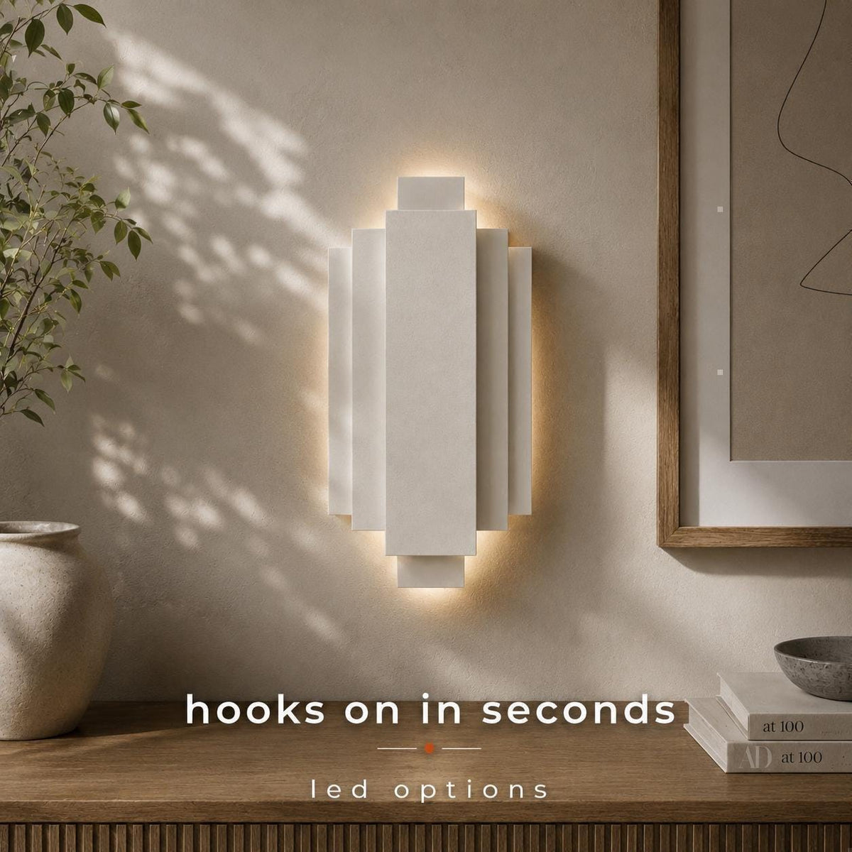 Onyx Wall Light