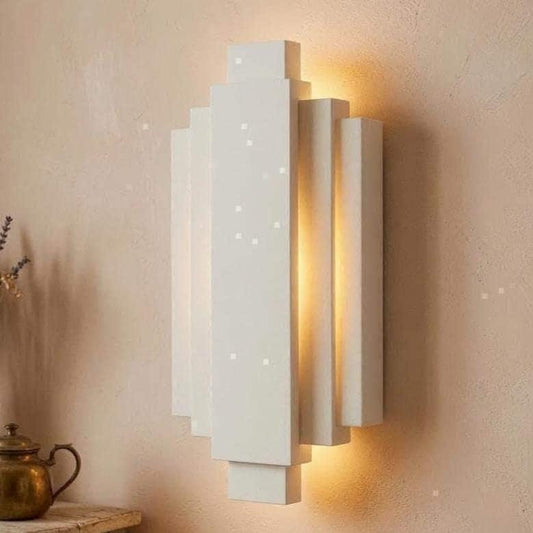 Onyx Wall Light