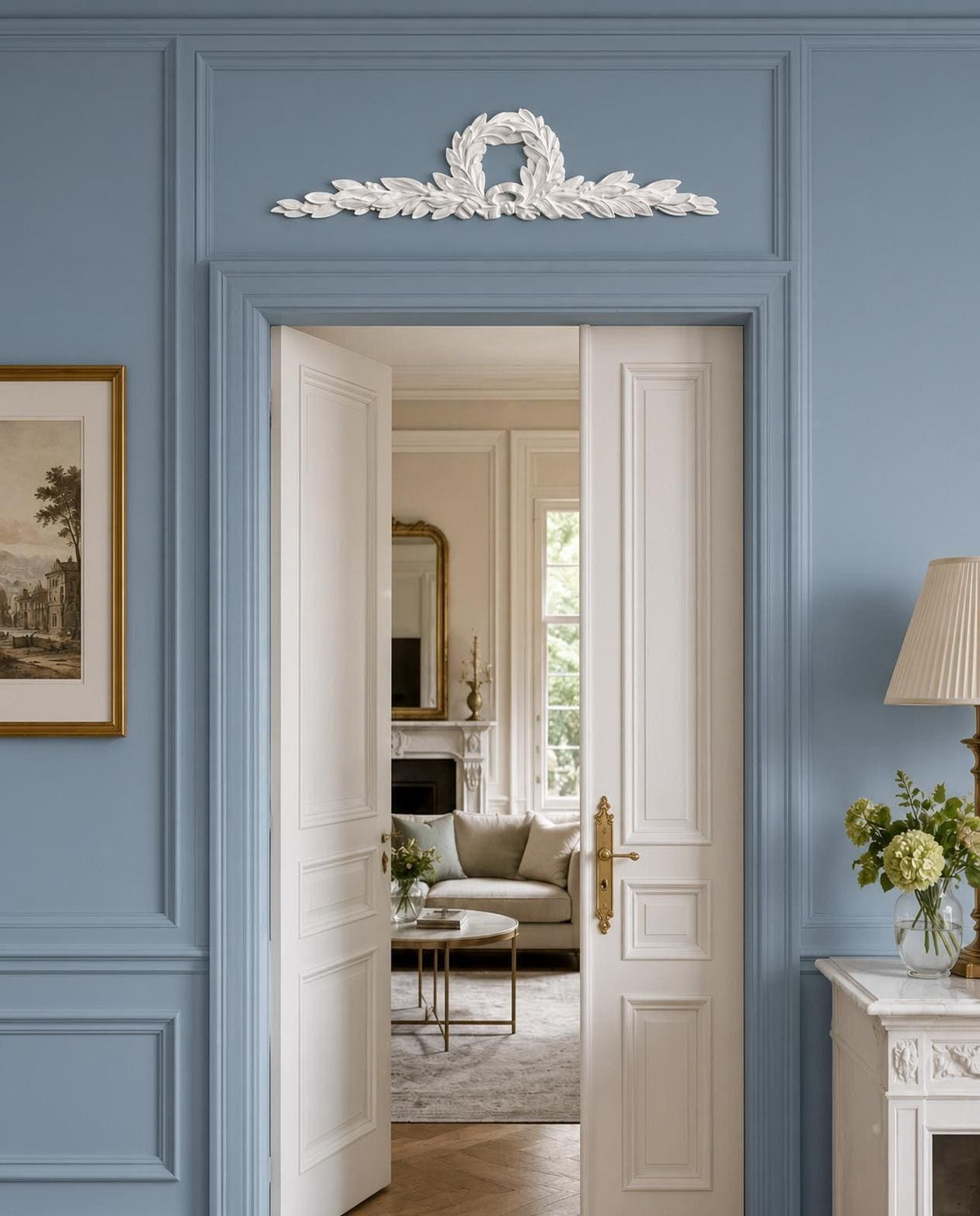 Laureate Overdoor Pediment